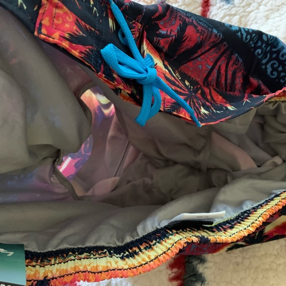 NWT - Swim Trunks, Laguna - XL - Picture 6 of 6
